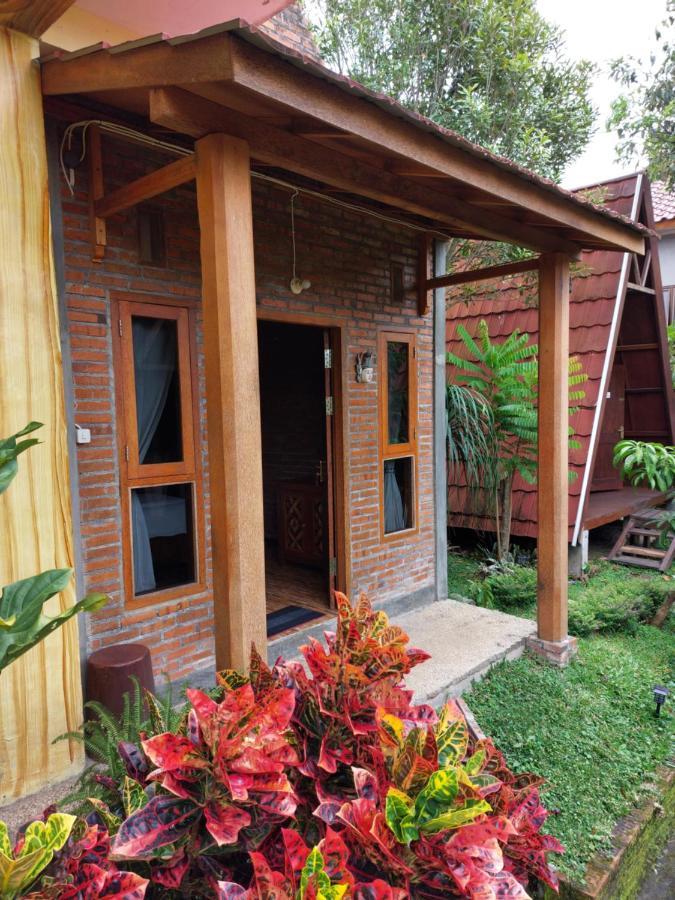 Bliss Family Cottage Batu Batu  Eksteriør billede